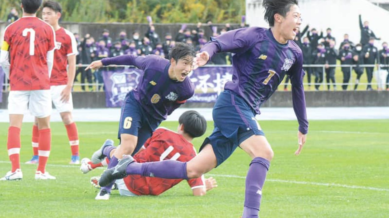 動画あり 高校サッカー県ベスト４ 上越 強豪相手に持ち味 上越地域サッカー界に新たな歴史 みんなの上越